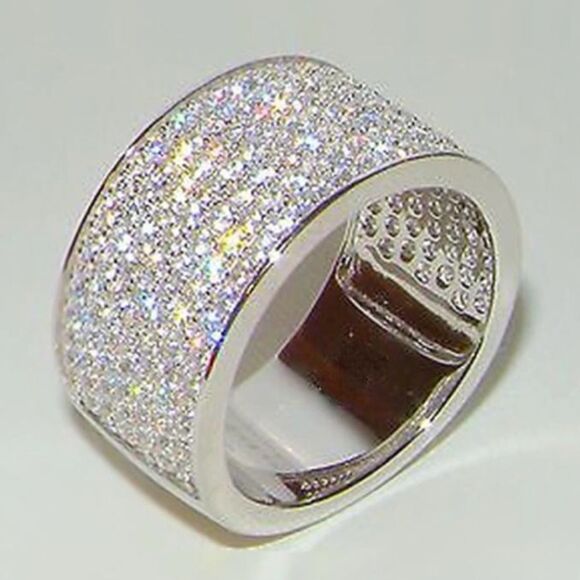 ๐โElegant Silver Swarovski Crystal Wide Band Ring ๐ - Picture 1 of 3
